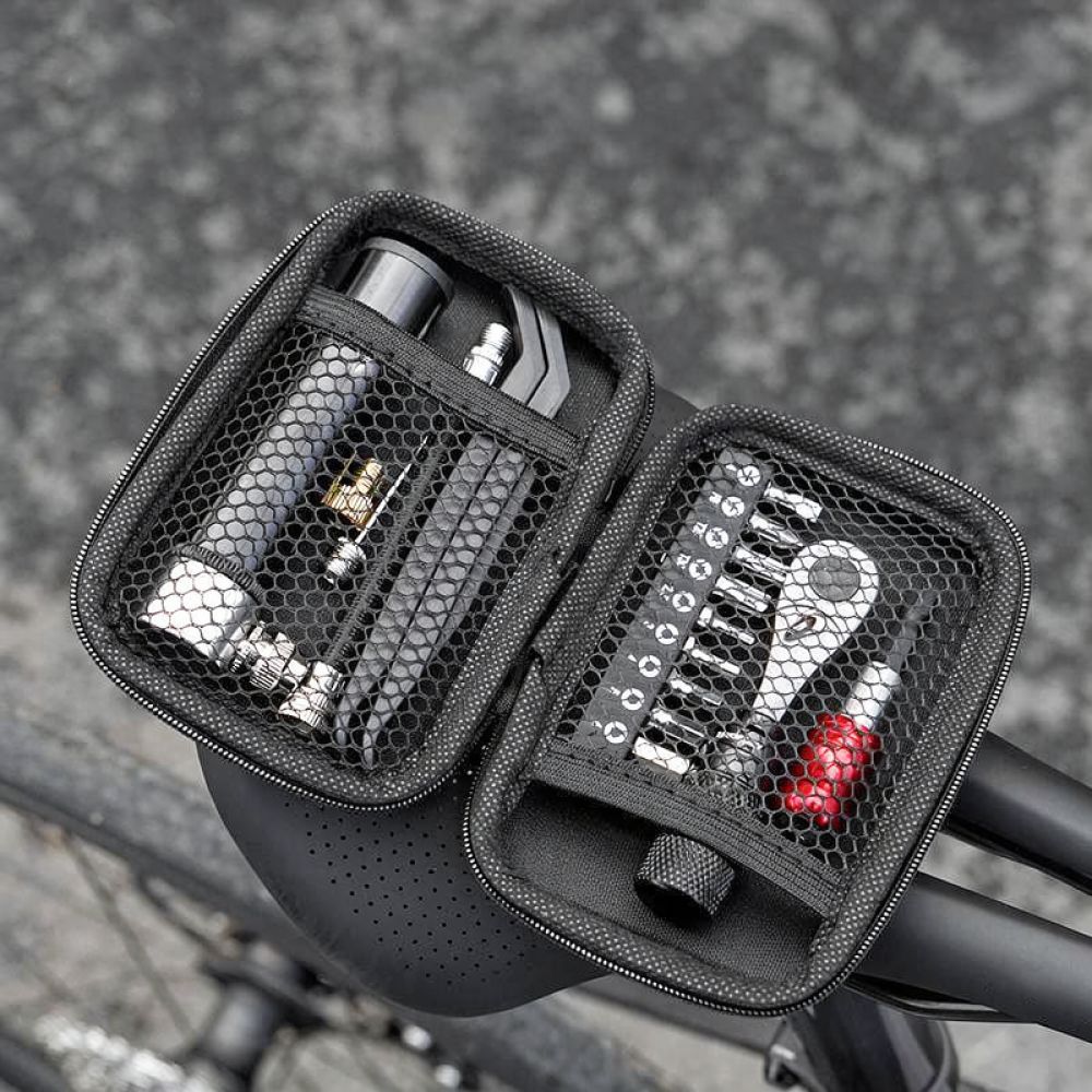 Set Peralatan Perbaikan Sepeda - Cycling Commute Essentials ulasan dan harga